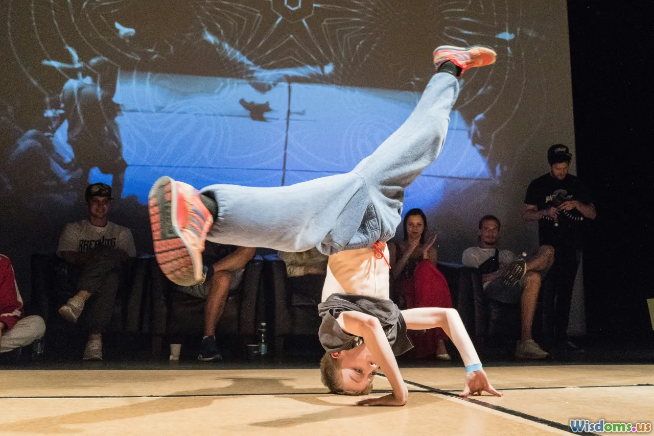 freestyle dance battle, improvisation, cypher circle, expressive movement