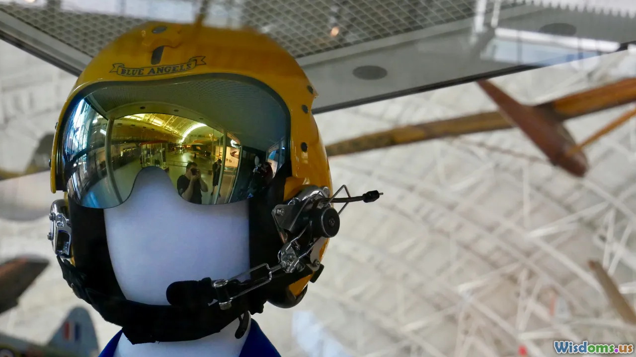 helmet display, augmented reality, pilot visor, HMD