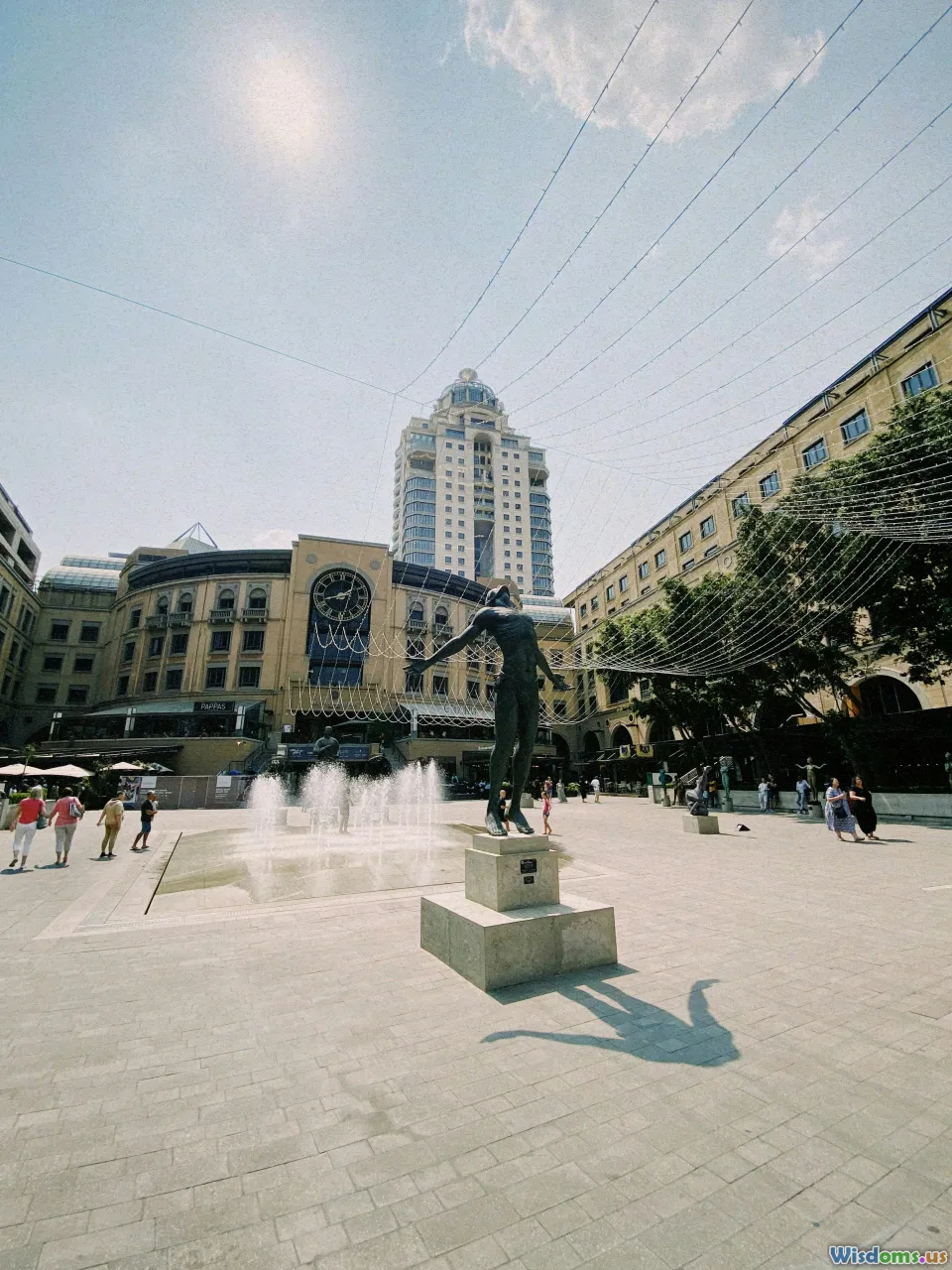 urban square, city plaza, before after, crowd