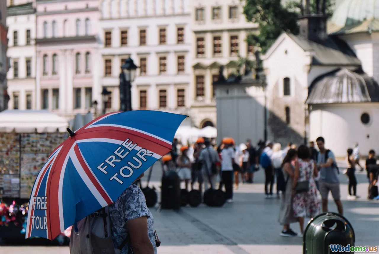 city tour, photographing buildings, urban exploration, field guide