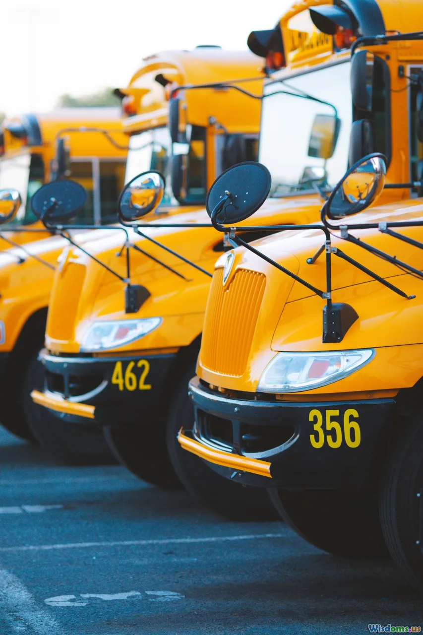 Comparing the Top Fleet Management Platforms in 2024