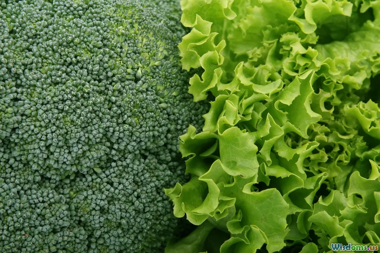 leafy greens, nutrition, fresh produce, vitamins