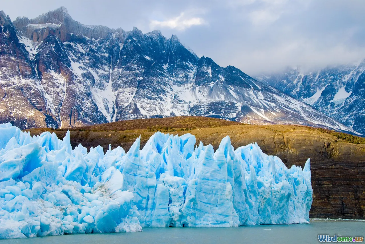 patagonia, gravel road, turquoise rivers, hanging glacier