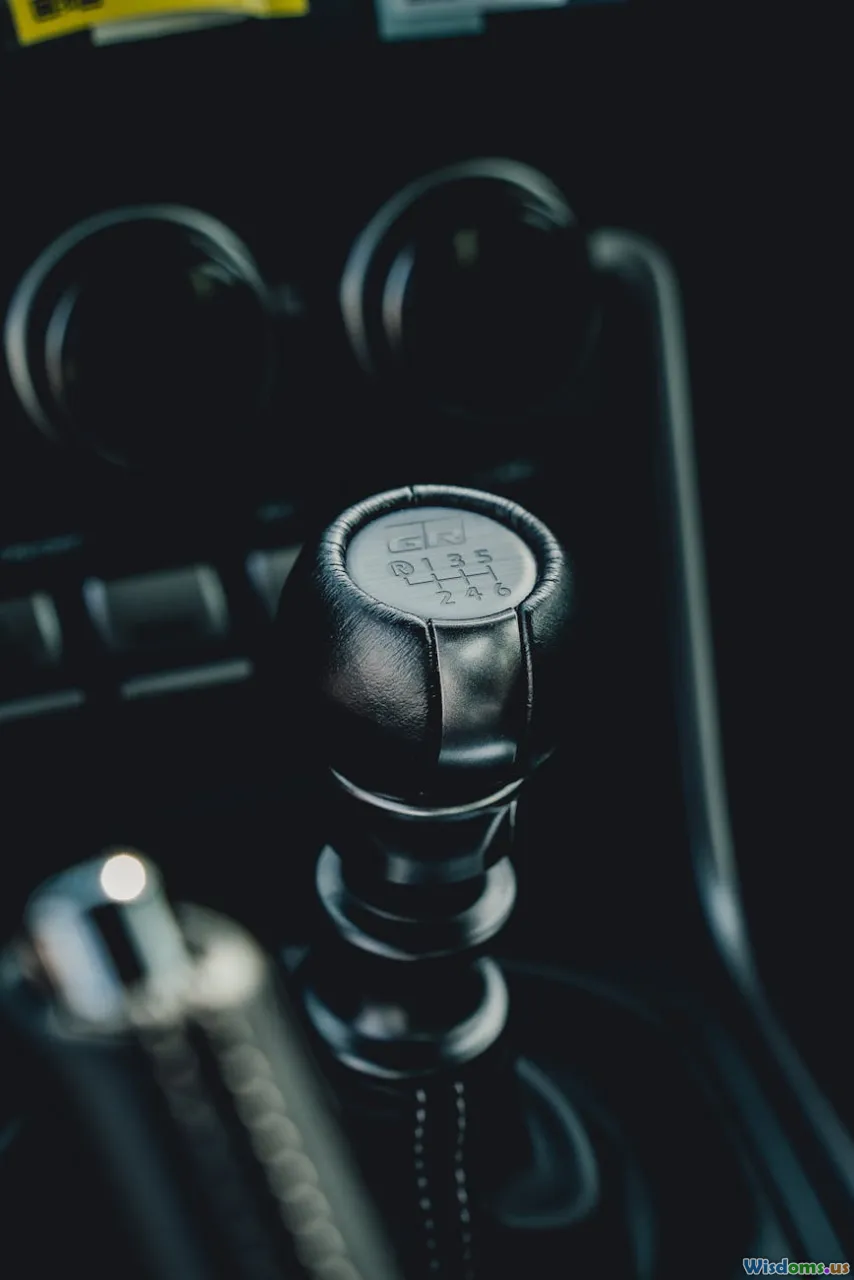 ethernet_cable, switch, local_network, packet_sniffing