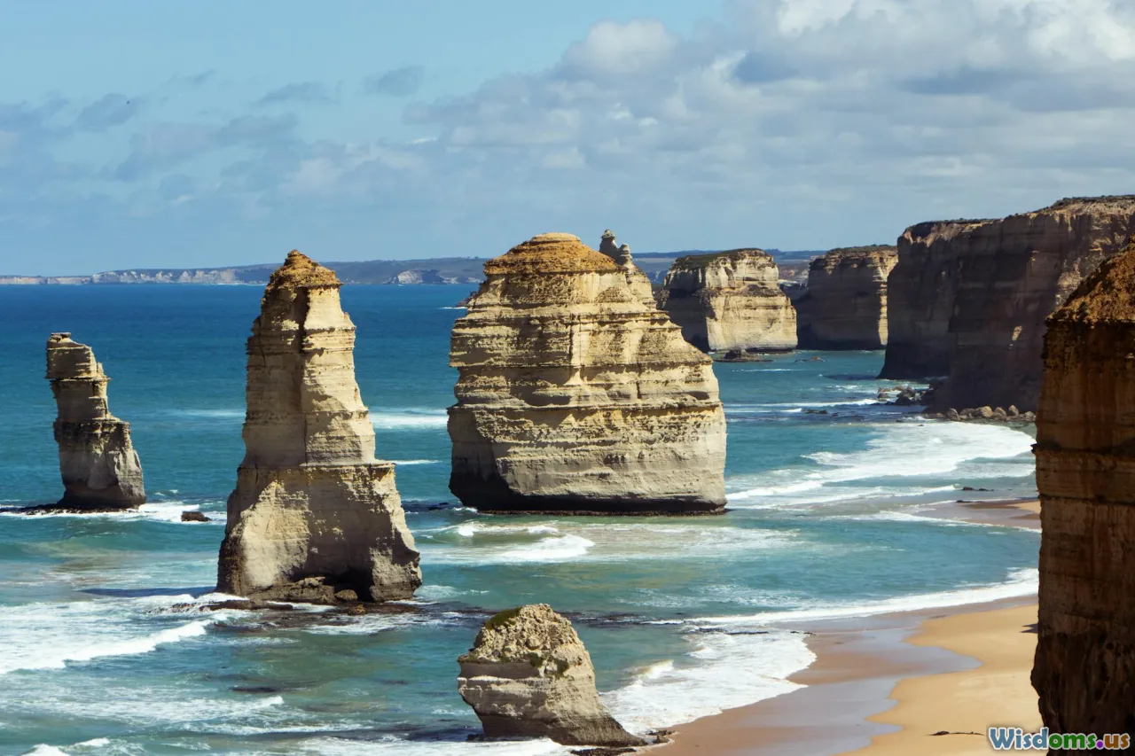 twelve apostles, coastal road, limestone cliffs, southern ocean